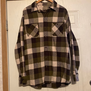 C.E Schmidt Plaid‎ Thick Button Down Shirt